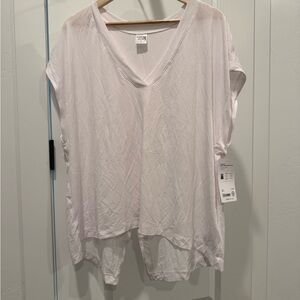 Athleta Essence Away From Body Tee